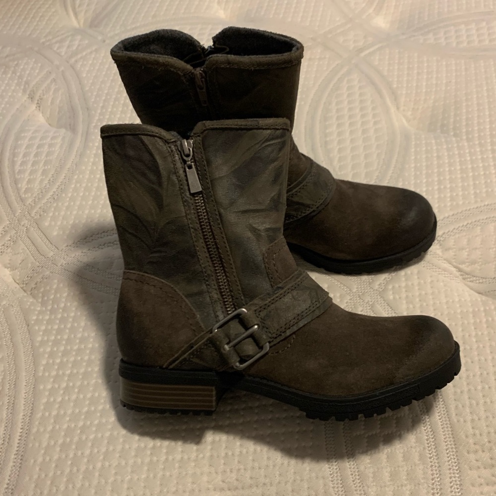 Clarks Faralyn Moto Boot